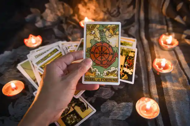 tarot cards Rich Hill